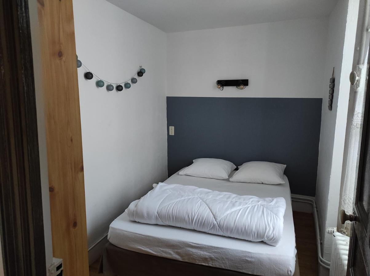 Maison De Village Dans Une Rue Calme Ax-les-Thermes Buitenkant foto